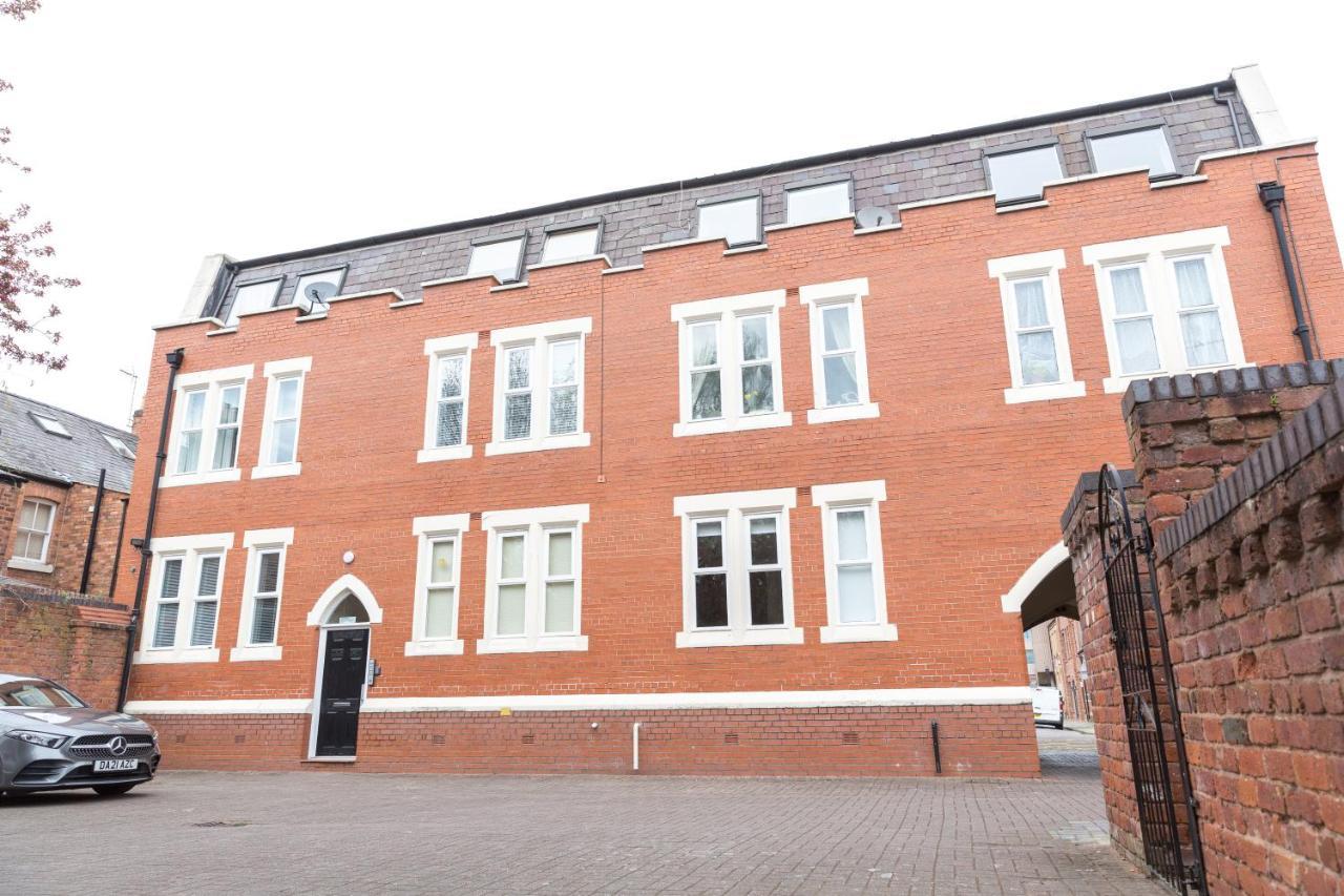 Chester Stays - Lovely Apartment In The Heart Of Chester With Free Parking Экстерьер фото